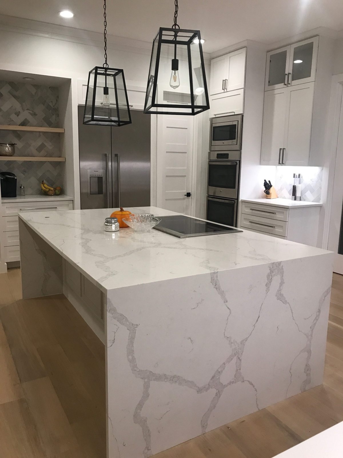 White Quartz Countertops Gc Flooring Pros